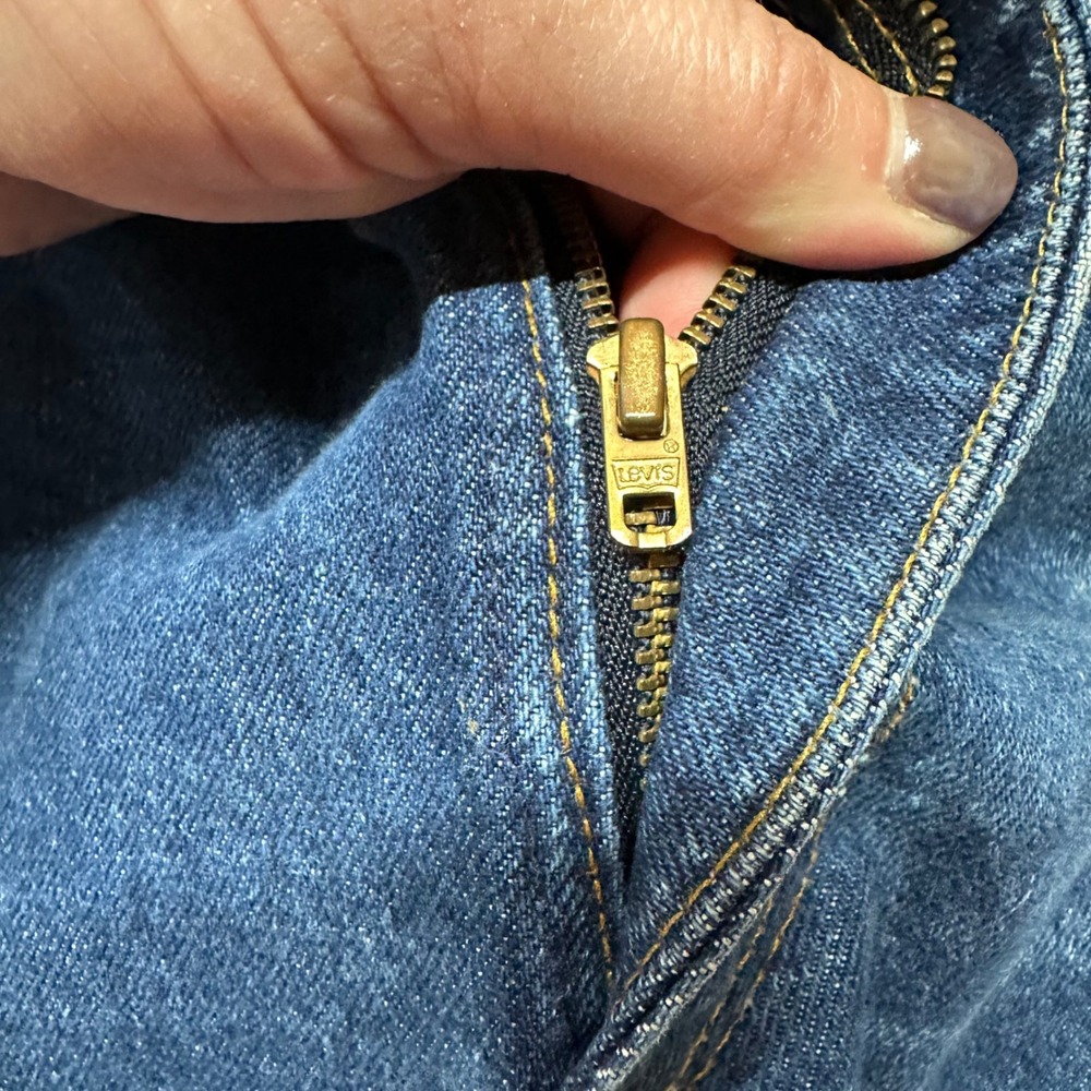 VTG 80s Levi's 505 Orange Tab Bootcut Jeans Mens tagged 38x32 measure 37x31 USA - Picture 3 of 10